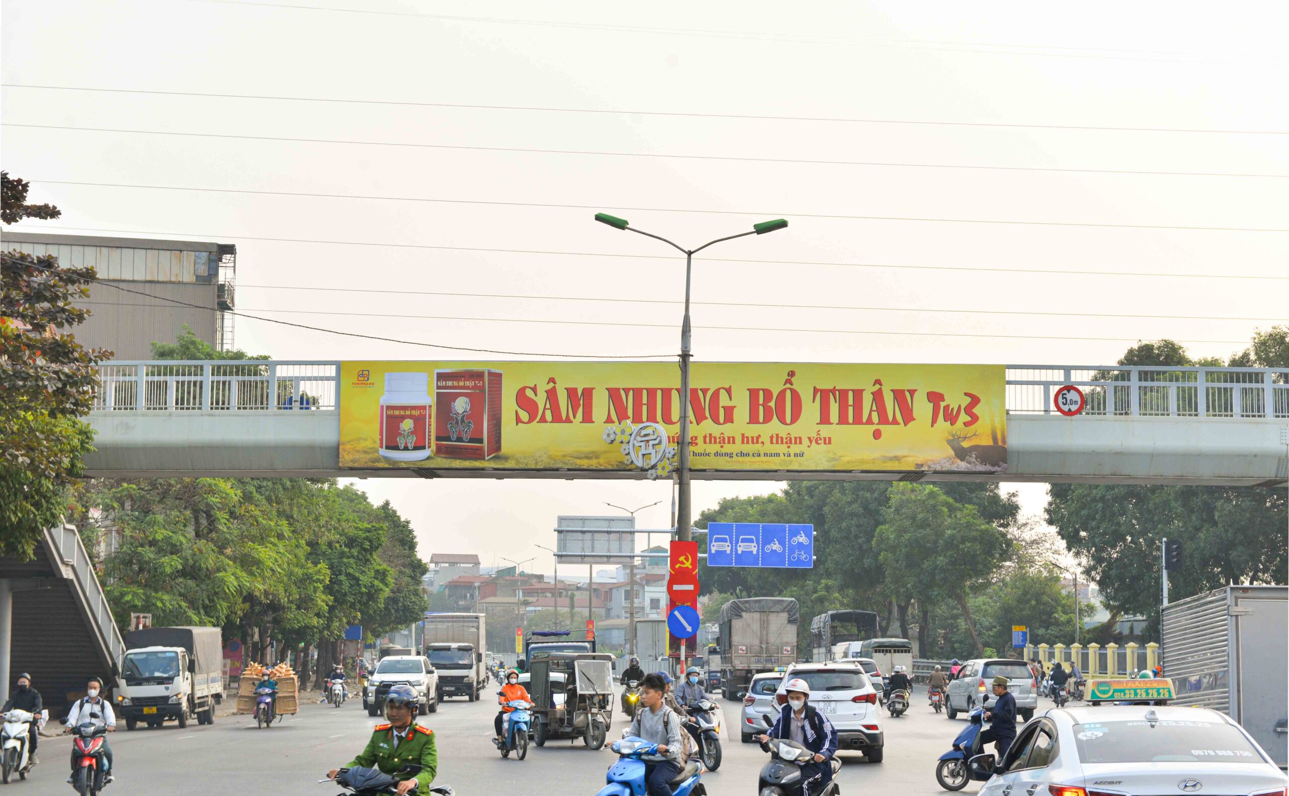 Ảnh gần hướng nhìn từ Ngọc Hồi đi QL1A