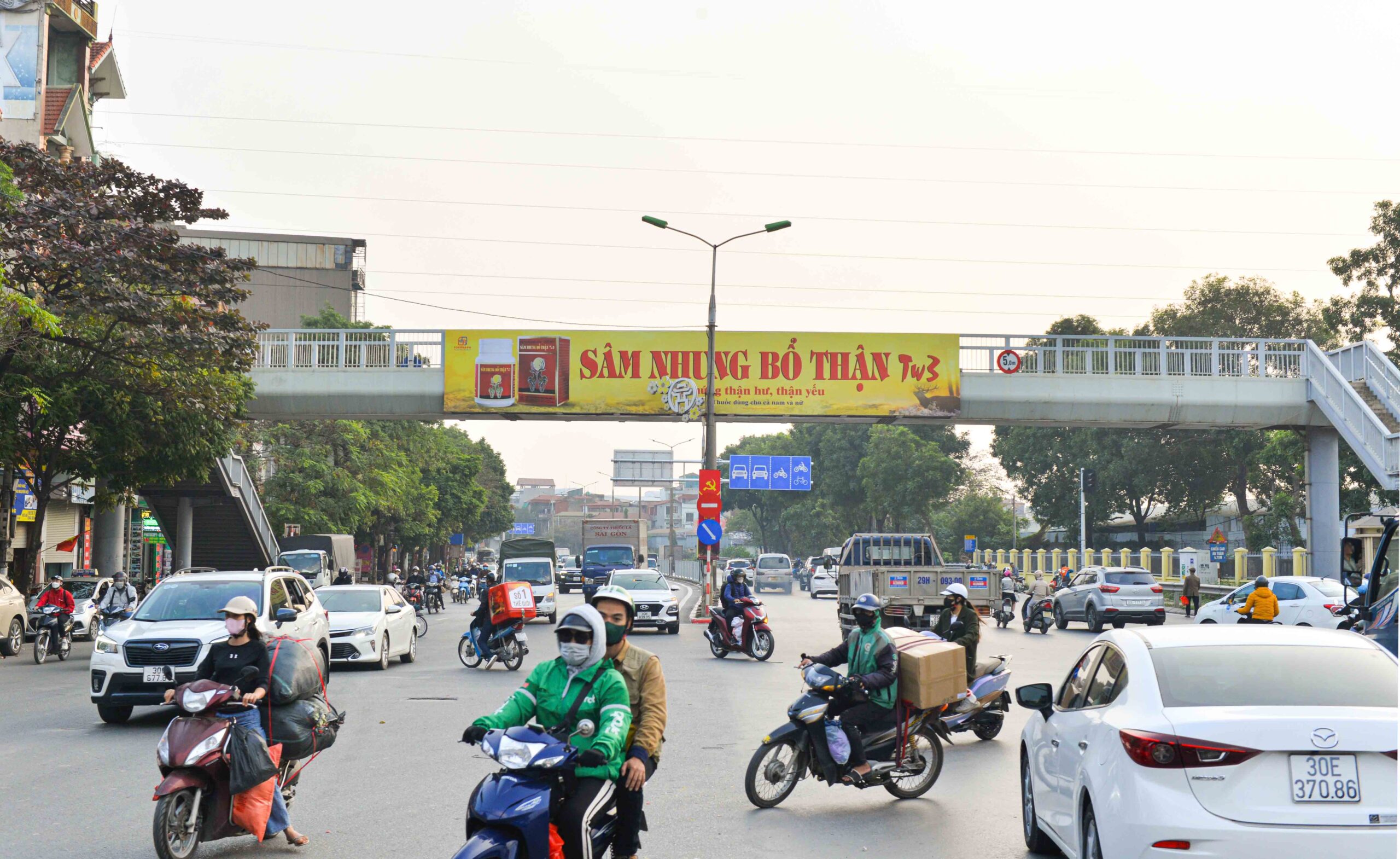Ảnh xa hướng nhìn từ Ngọc Hồi đi QL1A