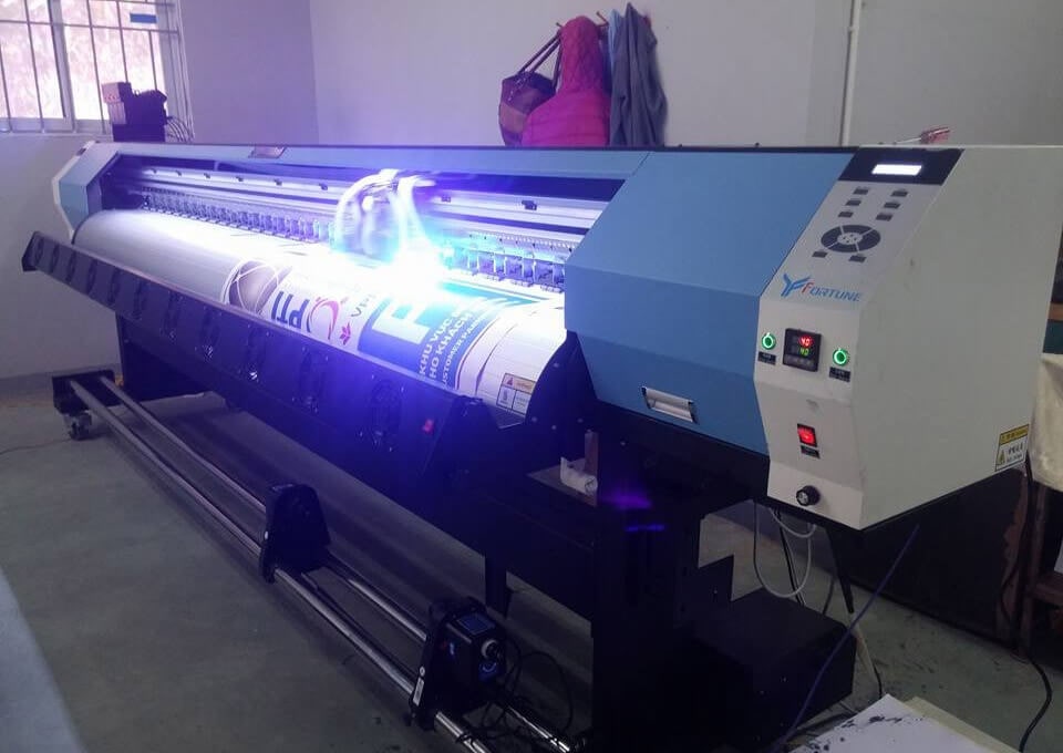 In phun kỹ thuật số hoặc in phun UV là hai công nghệ in phổ biến hiện nay