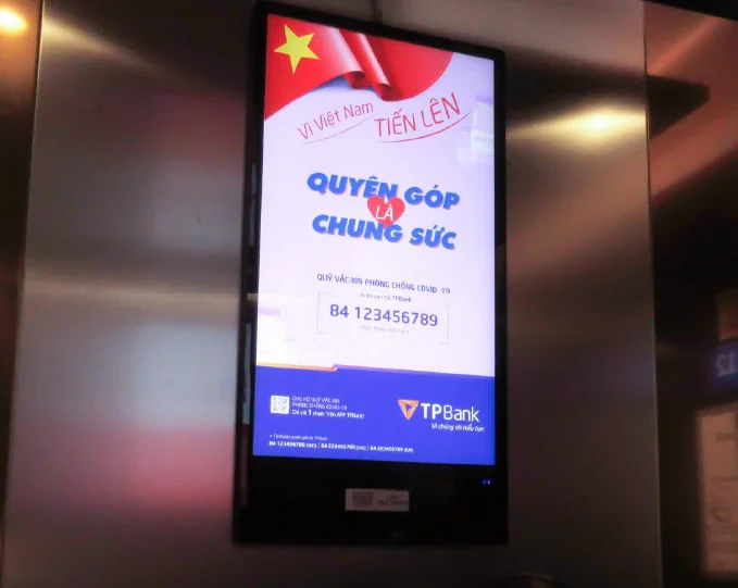 Màn hình LCD và Frame trong thang máy