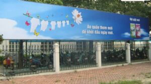 Quảng cáo tại trường học