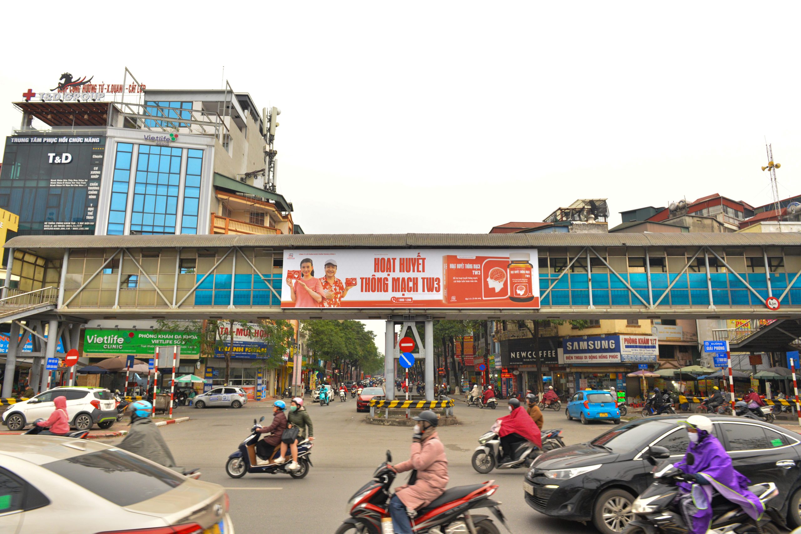 Cầu vượt đi bộ Lê Thanh Nghị, Hà Nội