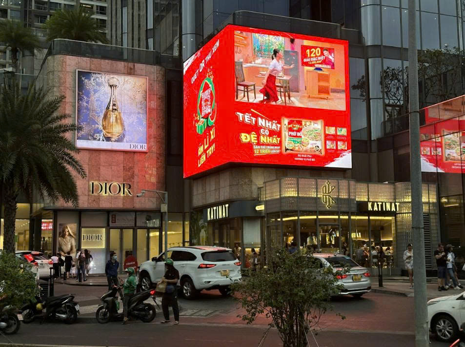 LED Vincom Center Land Mark 81
