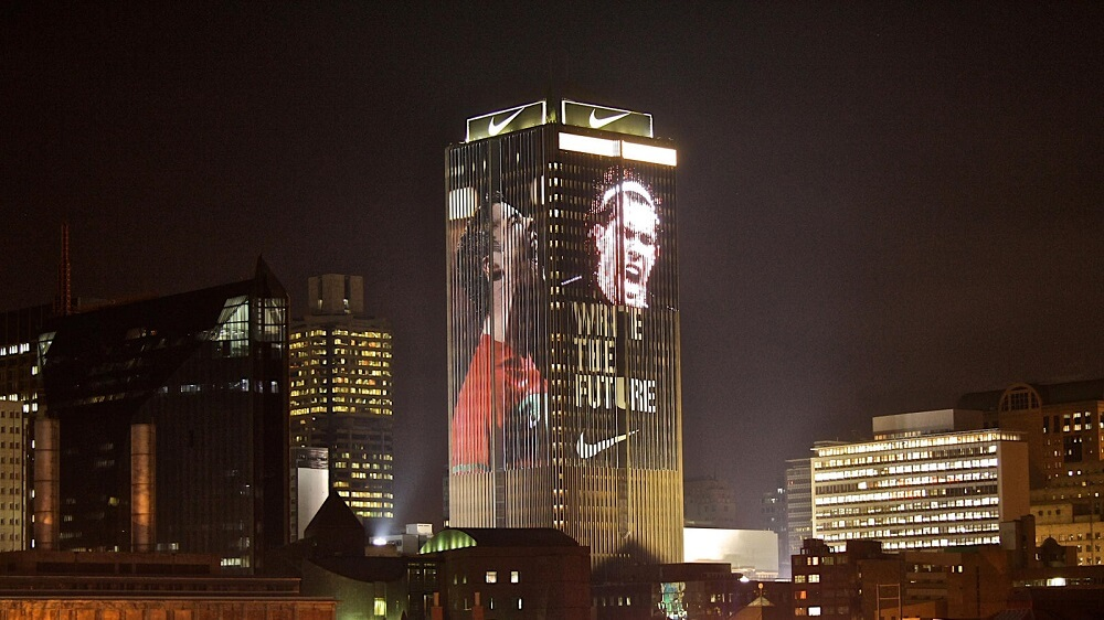 Quảng cáo DOOH Tết 2026: Chiến lược ‘Sáng’ để Bùng nổ