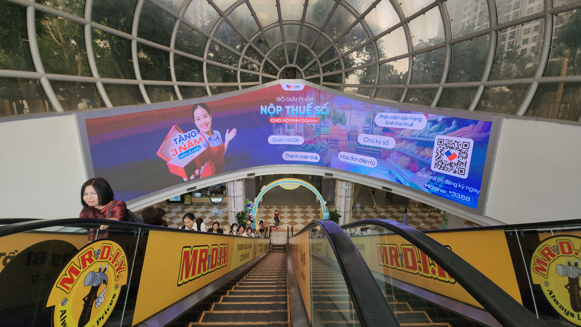Trung tâm thương mại trở lại: Cơ hội cho quảng cáo Digital OOH